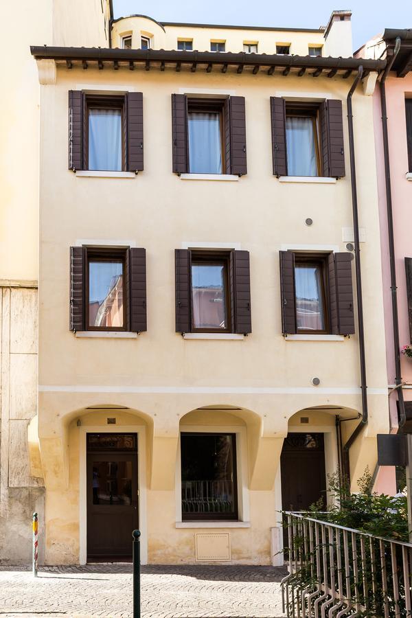 ホテル Castelmenardo39 トレヴィーゾ エクステリア 写真